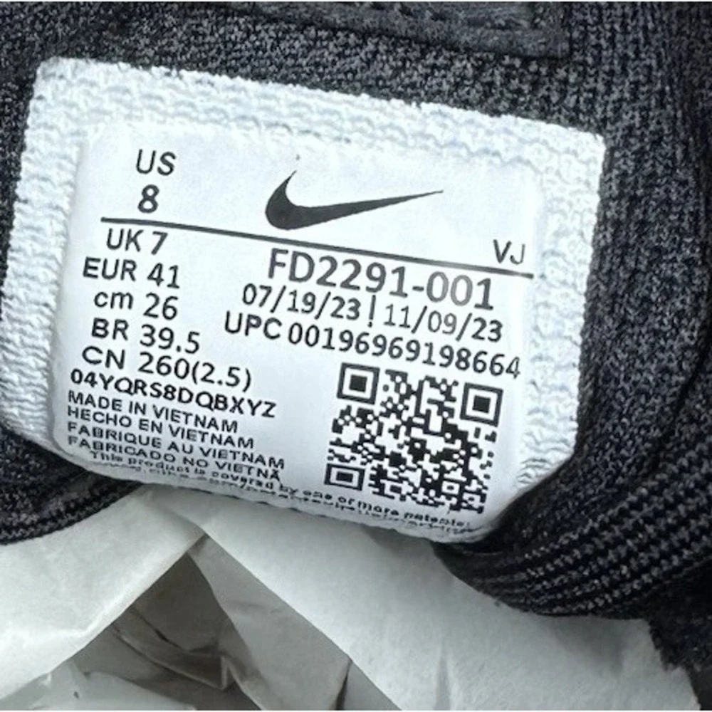 Nike Interact Run Mens Size 8 Womens 9.5 Black Road Running Shoes‎ Sneakers